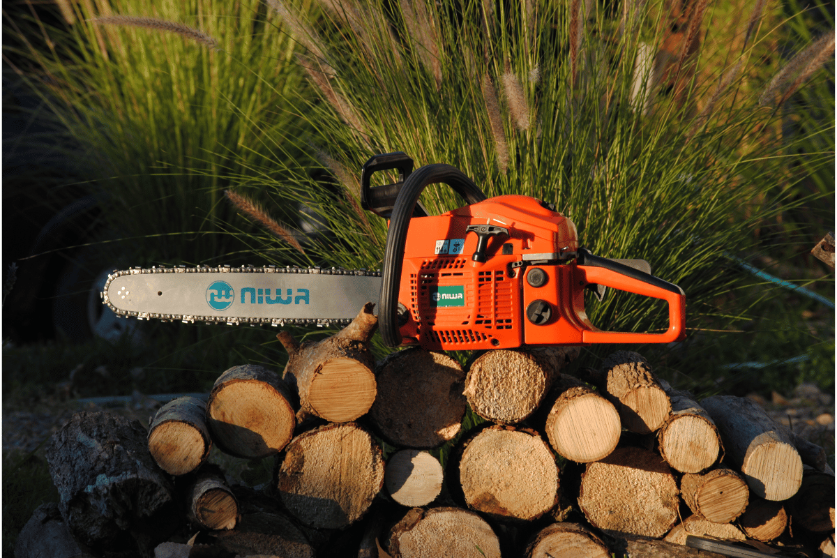 Why were chainsaws invented? History behind the Invention
